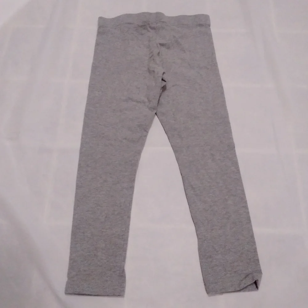 Girl's Size 6 Bundle 2 Tops 2 Bottoms